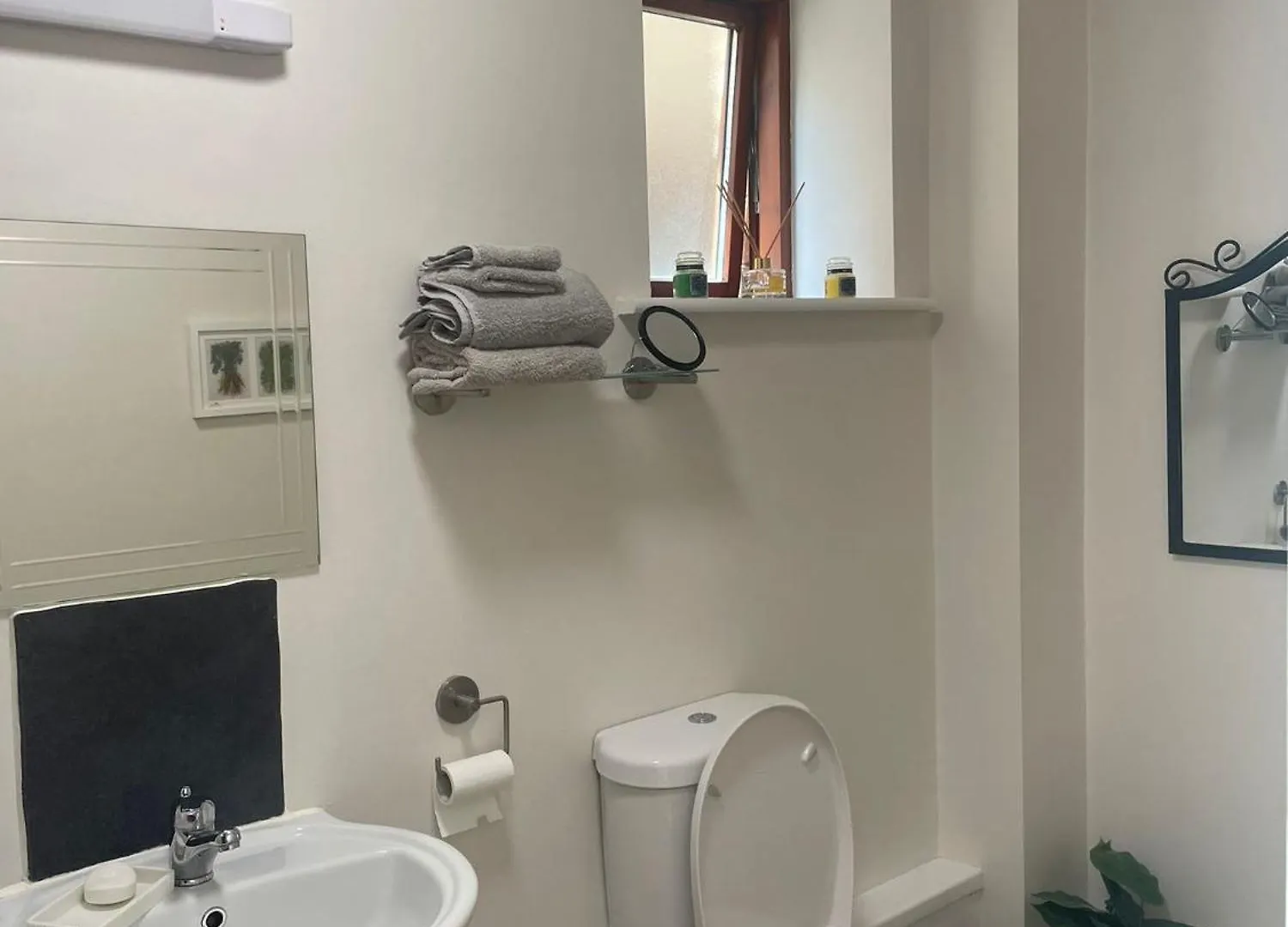 Woodstock House Loretto Abbey Rathfarnham D14Cr70 Dublin 0*,  Ireland